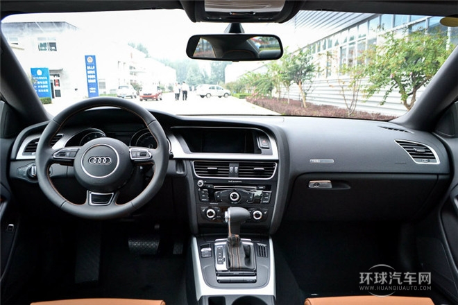2013款 Coupe 40 TFSI風尚版