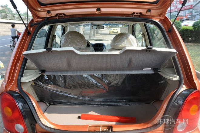 2012款 時(shí)尚版 1.0L AMT啟航型