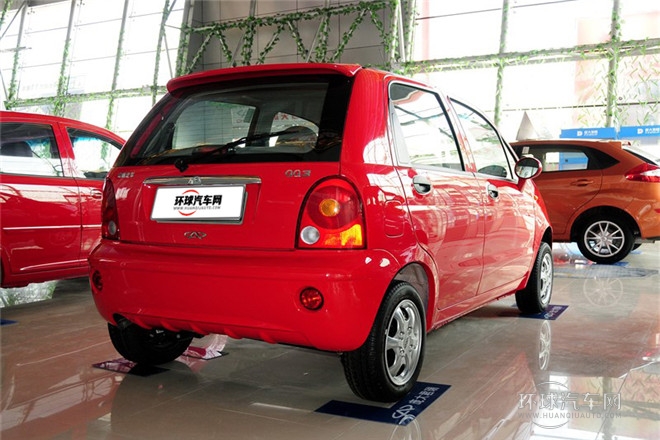 2012款 時(shí)尚版 1.0L 手動冠軍型