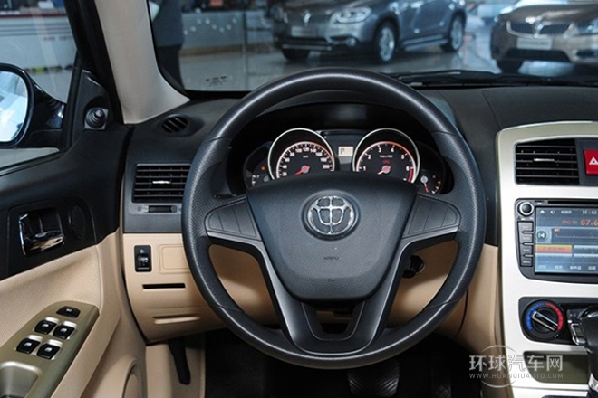 2012款 1.5L 自動(dòng)舒適型