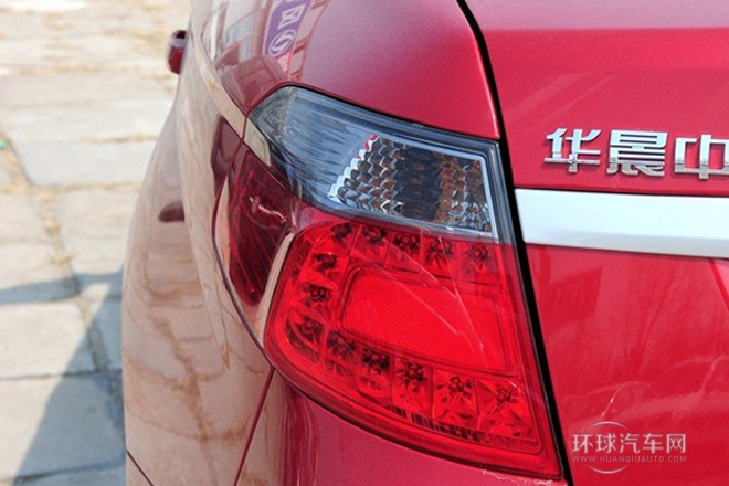 2013款 1.5L 自動(dòng)豪華型