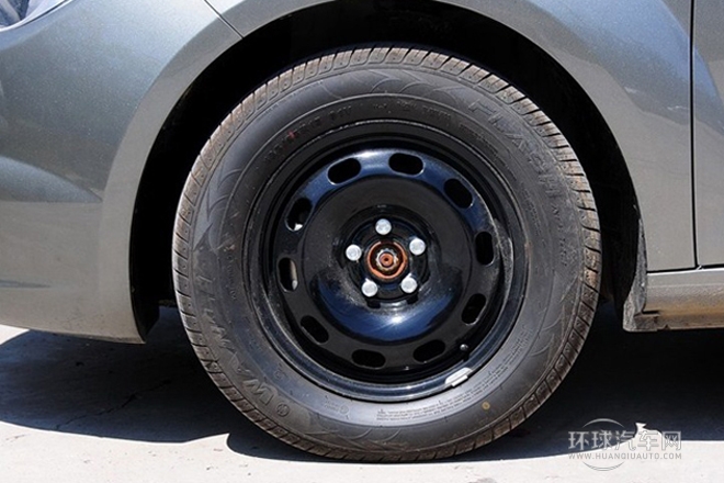 2013款 1.5L 自動(dòng)舒適型