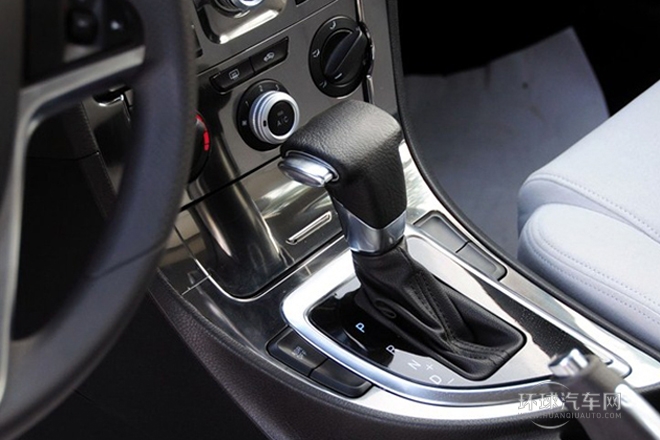 2011款 1.6L 自動(dòng)舒適型