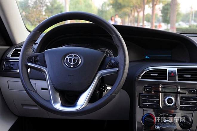 2011款 1.6L 自動(dòng)舒適型
