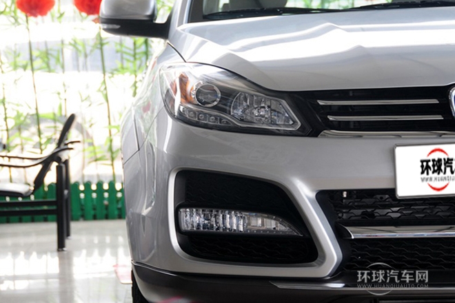 2013款 S350 2.4T 兩驅(qū)手動(dòng)柴油豪華版5座