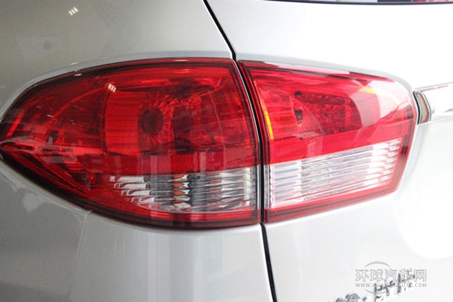 2013款 S350 2.4T 四驅(qū)特裝版