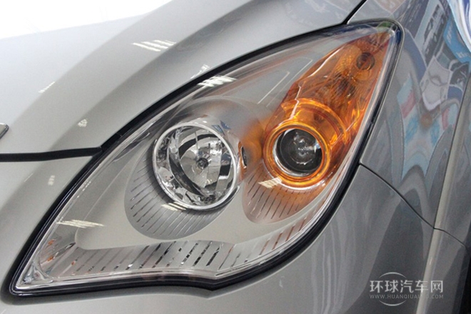 2013款 S350 2.4T 四驅(qū)特裝版