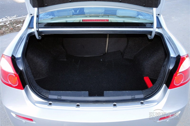 2012款 1.6L 手動(dòng)豪華型