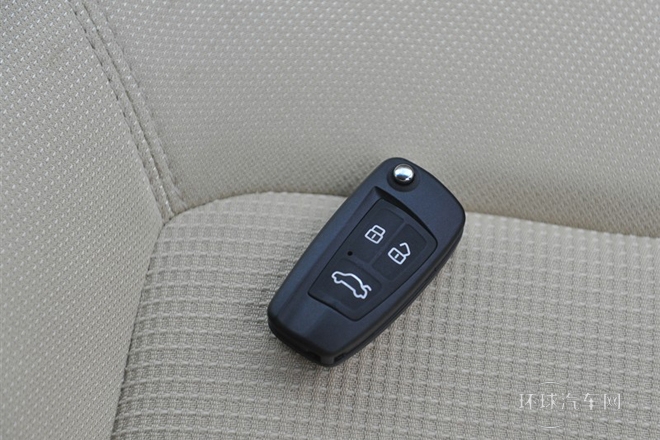 2012款 2.0L 自動(dòng)豪華型DVVT