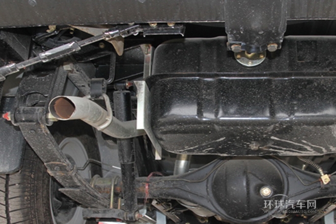 2009款 2.8T 兩驅(qū)5座LX