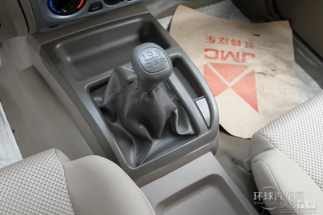 2009款 2.8T 四驅(qū)5座LX