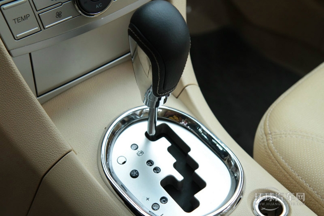 2012款 2.0T 自動(dòng)豪華型