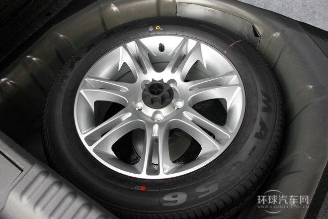 2012款 2.0T 自動(dòng)尊享型