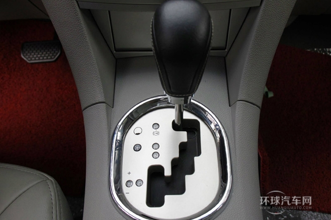 2012款 2.0T 自動(dòng)尊享型