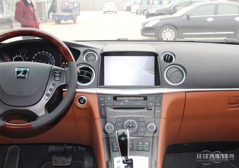 2014款 榮耀典藏版 2.2T 兩驅(qū)智慧型