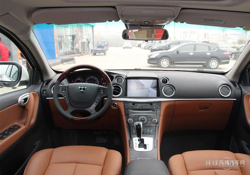 2014款 榮耀典藏版 2.2T 兩驅(qū)智慧型