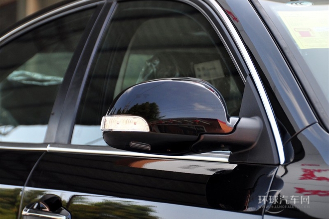 2011款 2.0T 自動豪華型