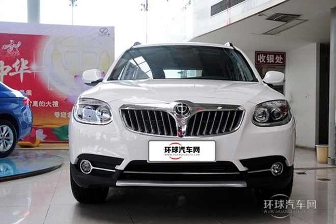 2012款 1.5T 手動(dòng)兩驅(qū)運(yùn)動(dòng)型