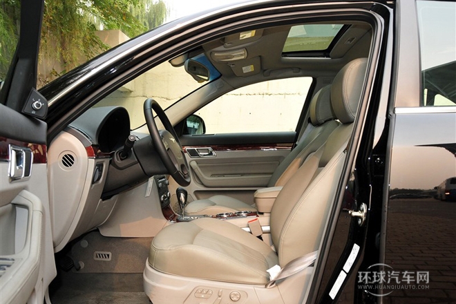 2011款 2.0T 自動(dòng)旗艦型