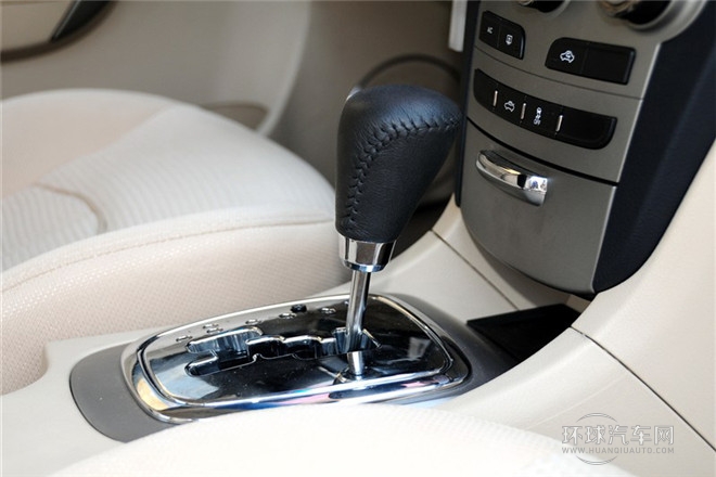 2012款 三廂 1.6L CVT進取型