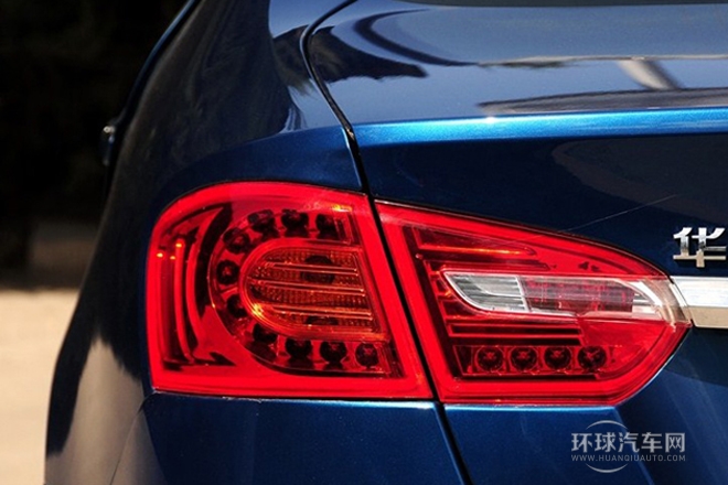 2011款 1.6L 手動(dòng)豪華型