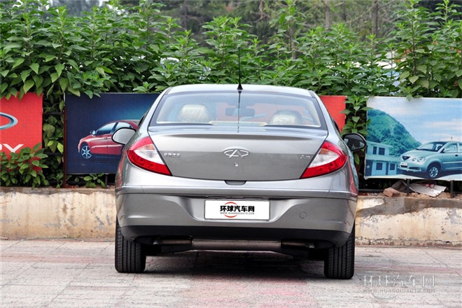 2010款 改款三廂 1.6L 手動(dòng)進(jìn)取型