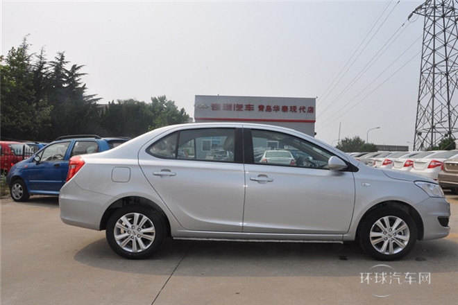 2013款 1.5L 手動(dòng)趣尚型