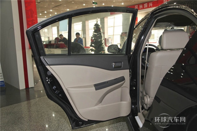 2014款 1.5L 手動(dòng)智悅型
