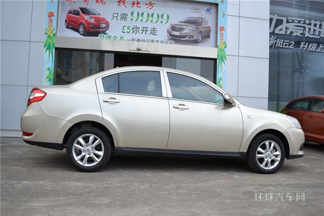 2014款 1.8L CVT卓悅天窗型