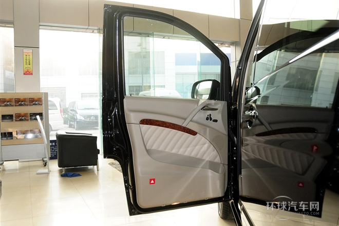 2012款2.5L領(lǐng)航版