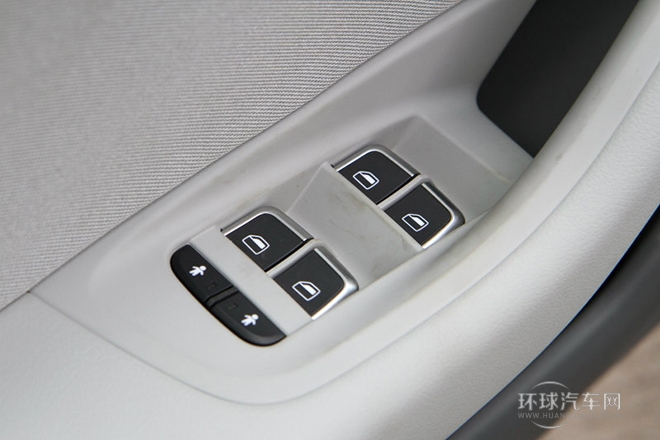 2014款 TFSI 標(biāo)準(zhǔn)型