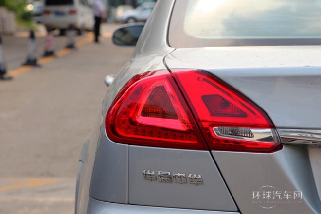 2011款 1.8L 手動(dòng)舒適型