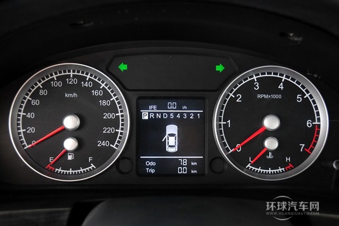 2011款 1.8L 自動(dòng)豪華型