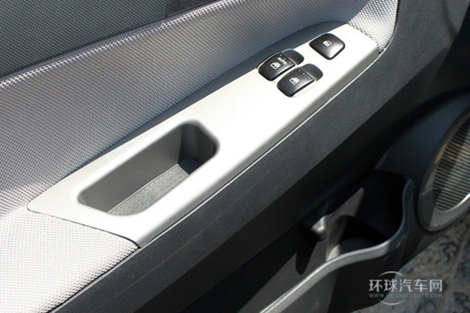 2010款 1.5L 自動(dòng)舒適型