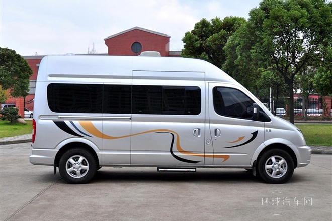 2013款 2.5T適尊房車C型-商務(wù)版