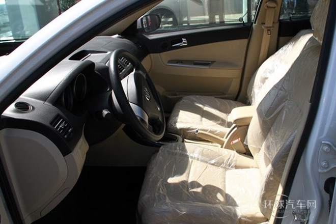 2010款 1.5L 自動(dòng)舒適型