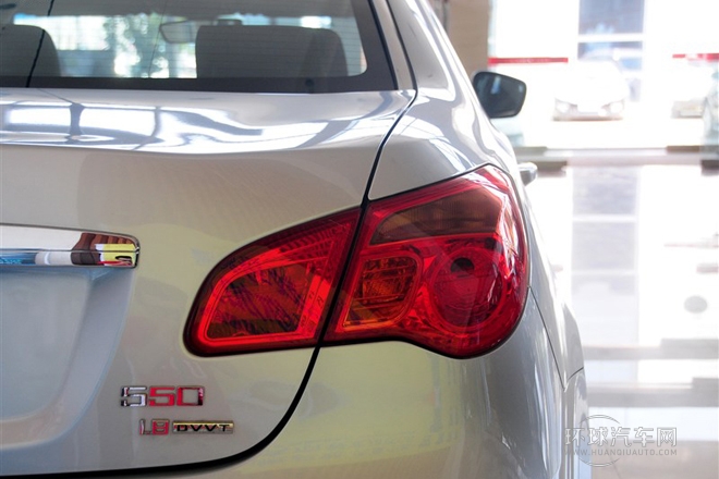 2013款 經(jīng)典版 550 1.8L 手動(dòng)風(fēng)尚型