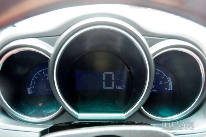 2013款 二代 2.0L 標(biāo)準(zhǔn)型