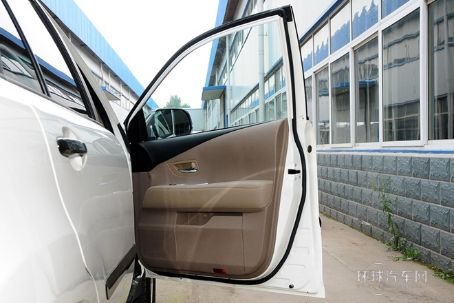 2013款 一代 2.4L 標(biāo)準(zhǔn)型