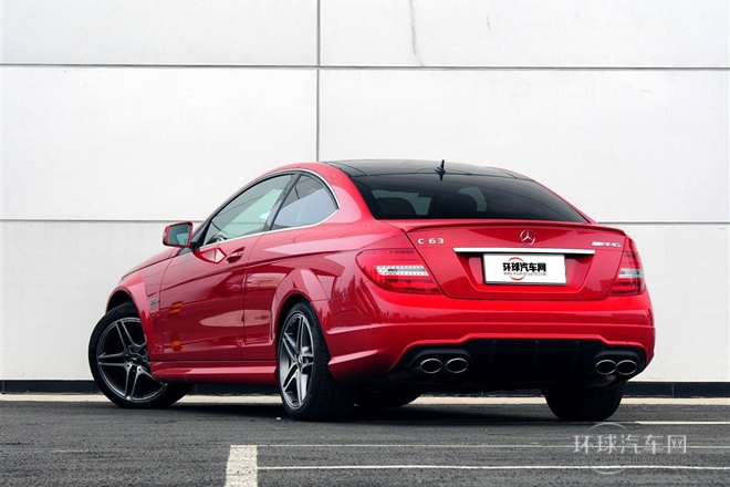 2012款C63 AMG Coupe動(dòng)感版