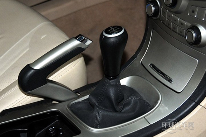2011款 1.8T 手動(dòng)豪華型
