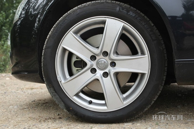 2011款 2.0L 手動(dòng)舒適型