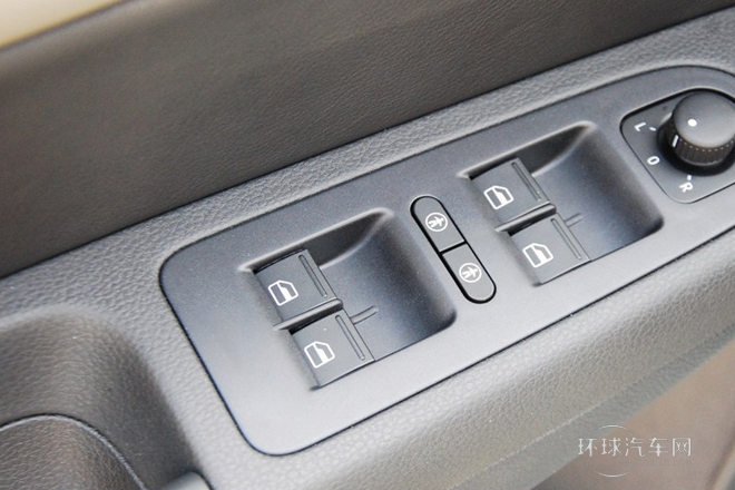 2013款 1.8TSI 豪華導(dǎo)航版 歐V