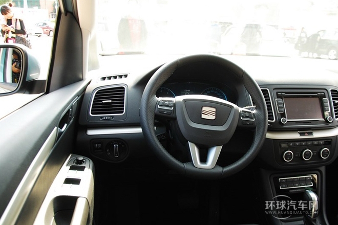 2013款 1.8TSI 豪華導(dǎo)航版 歐V