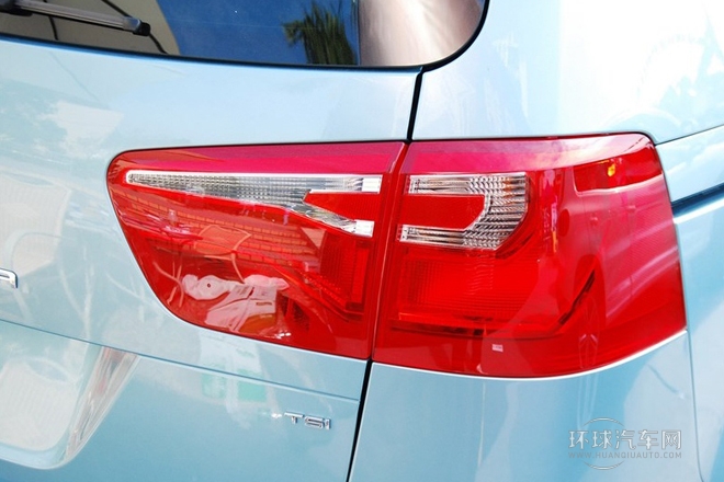 2013款 1.8TSI 豪華導(dǎo)航版 歐V