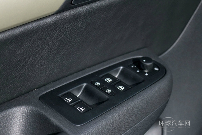 2013款 1.8TSI 豪華導(dǎo)航版 歐IV