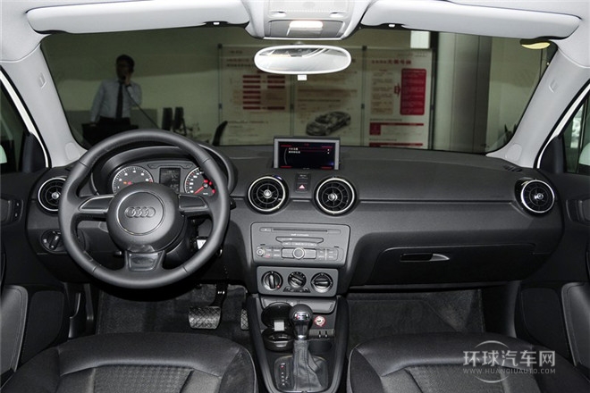 2014款 30 TFSI Sportback時(shí)尚型