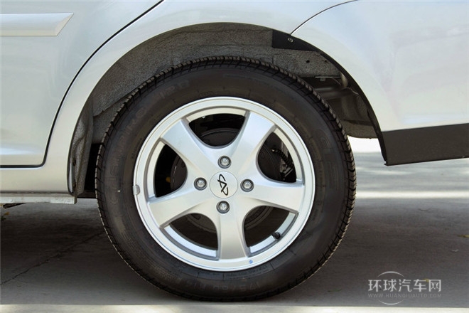 2012款 1.0L 手動數(shù)智導(dǎo)航版