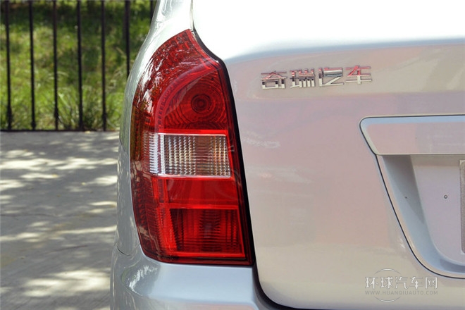 2012款 1.0L 手動(dòng)數(shù)智導(dǎo)航版
