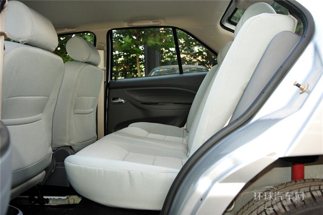 2012款 1.5L 手動(dòng)舒適型